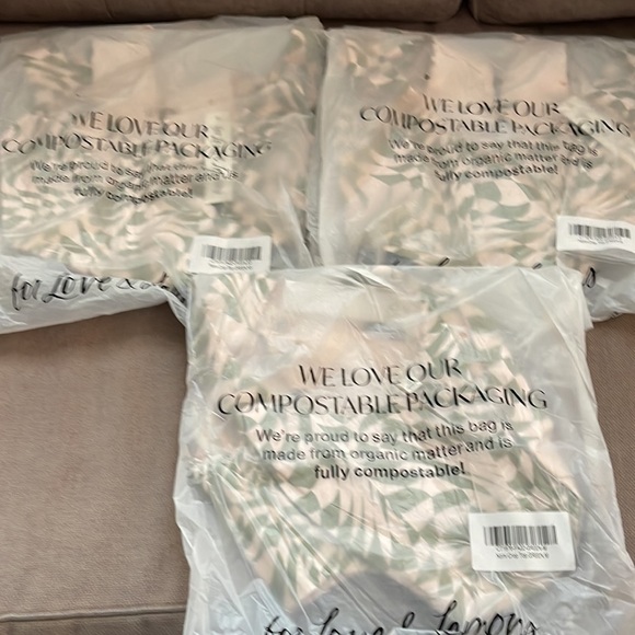 NEW For Love and Lemons Nomi Crop Top - Picture 3 of 3